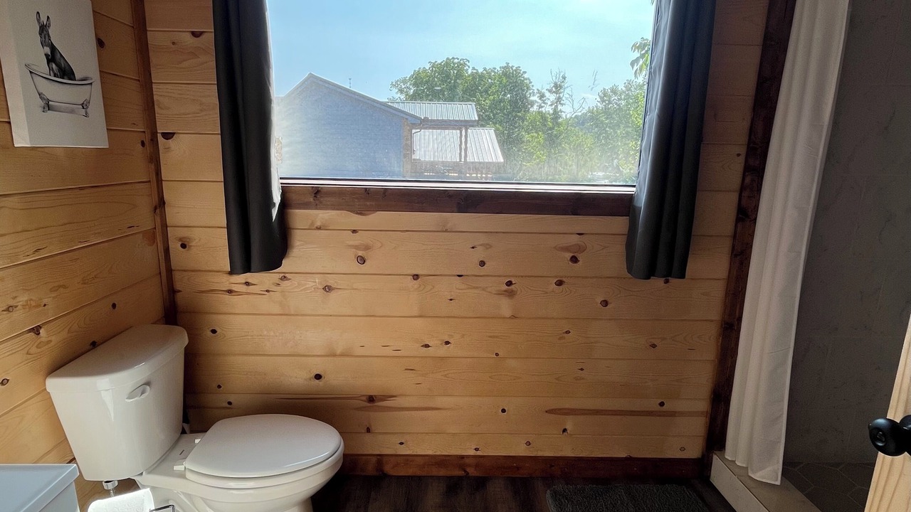 Photo of Bathroom in Golden