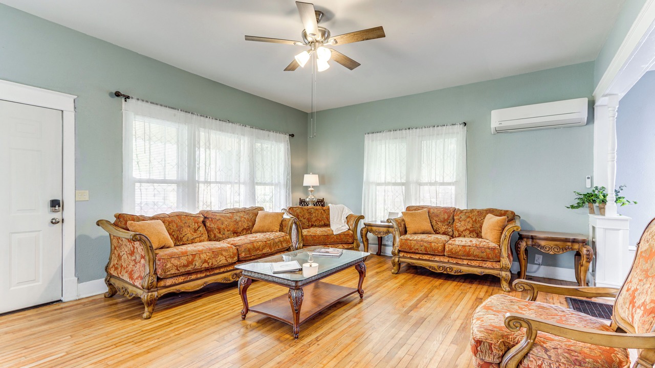Photo of Bedroom in Clarksville