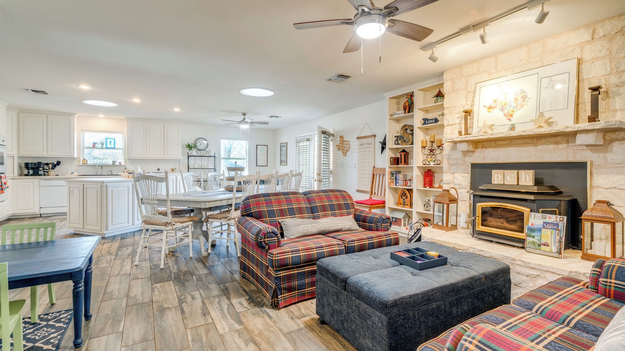 Photo of Bedroom in Horseshoe Bay