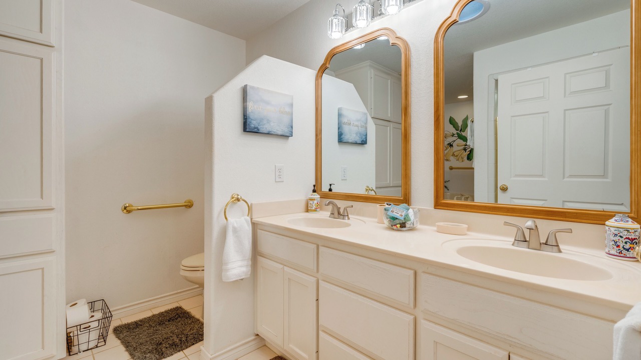 Photo of Bathroom in Horseshoe Bay