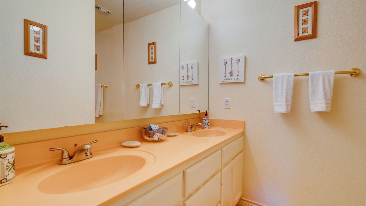 Photo of Bathroom in Horseshoe Bay
