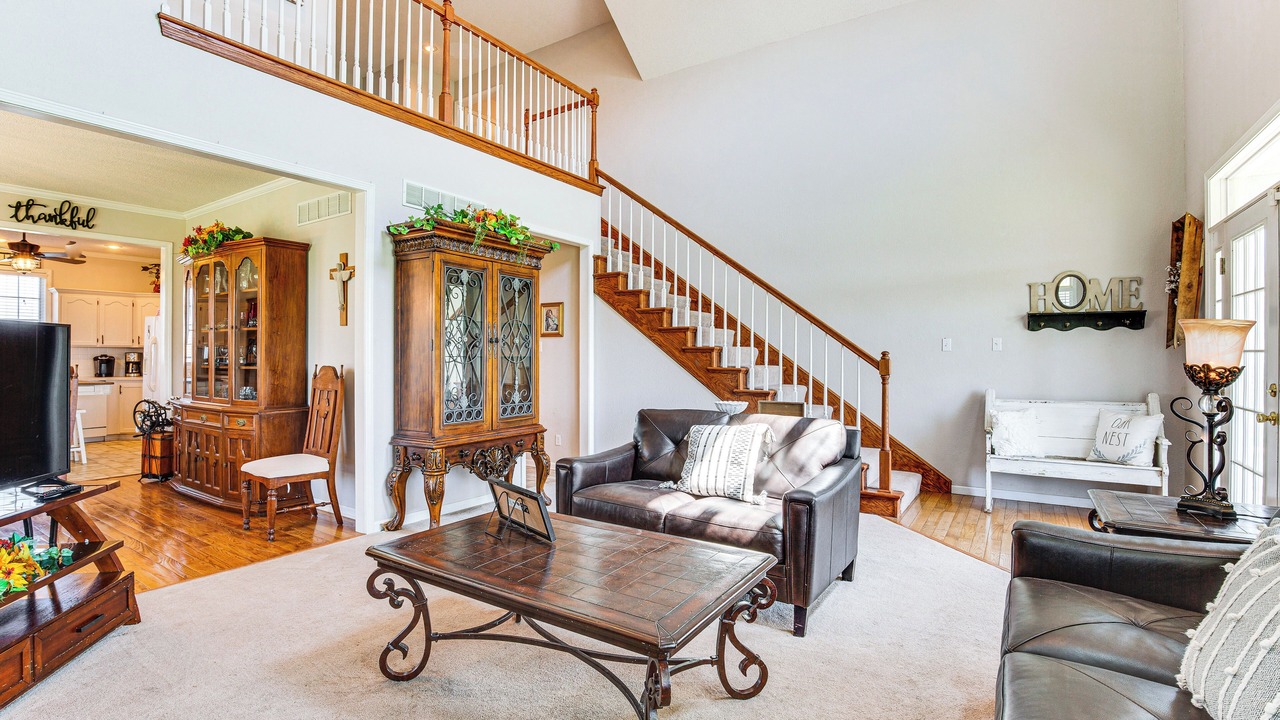 Photo of Livingroom in Warrensburg