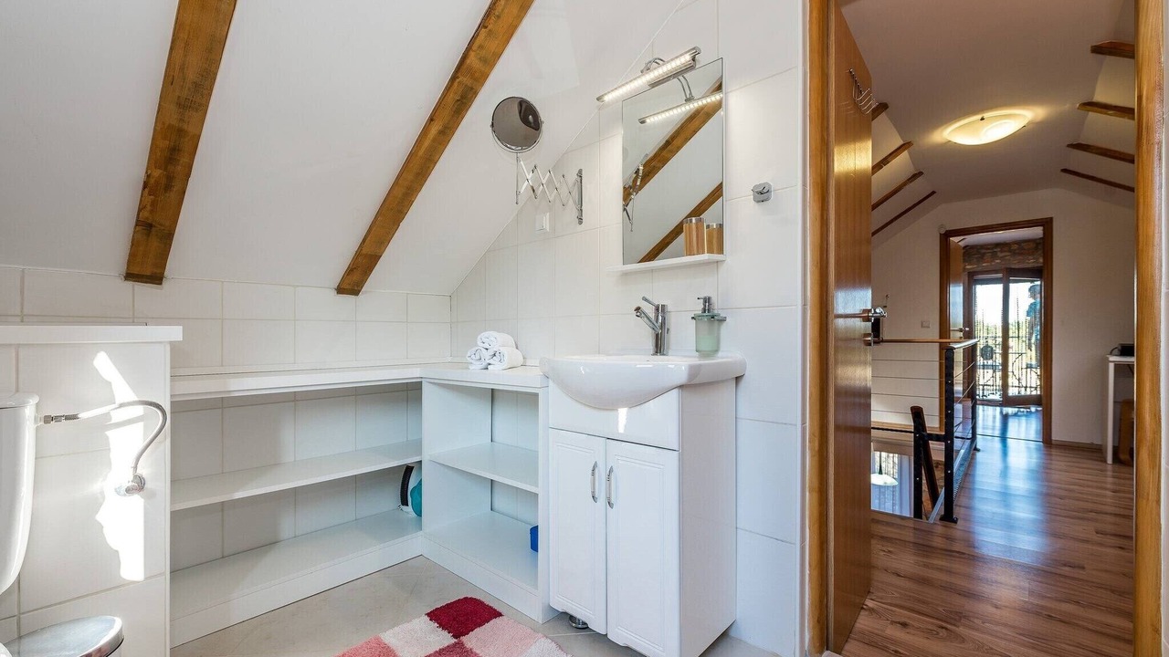 Photo of Bathroom in Promina
