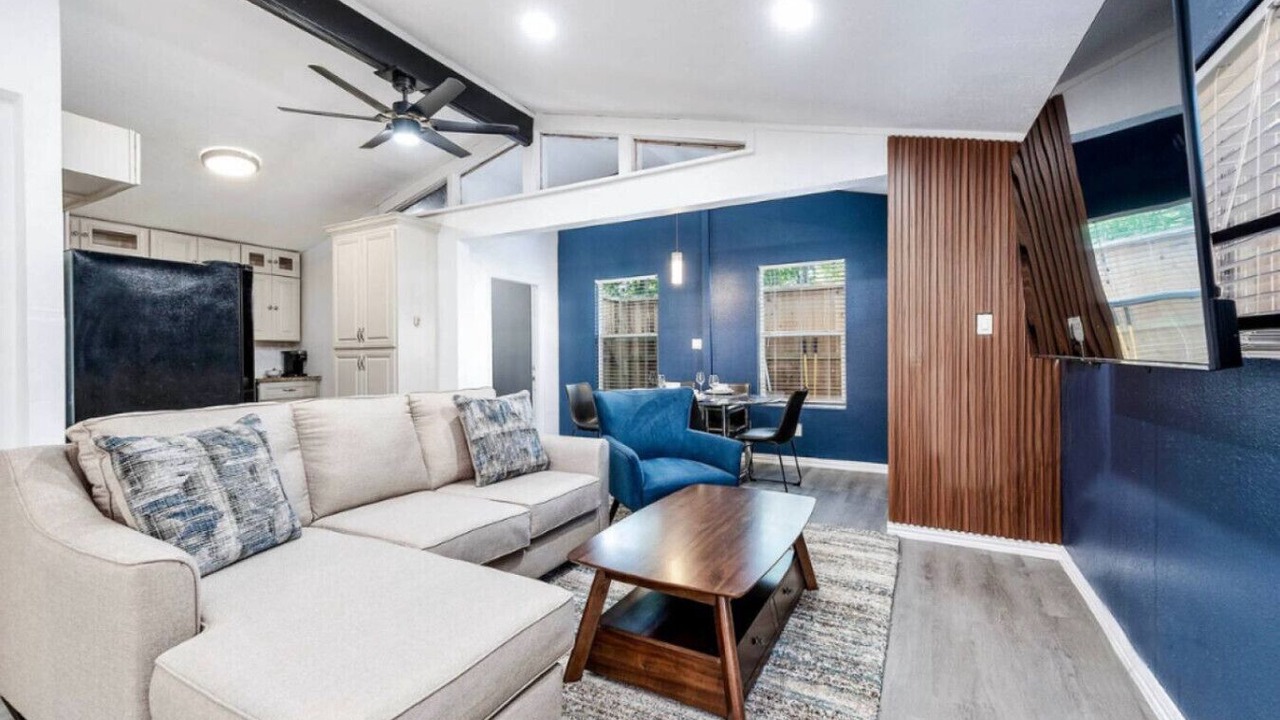 Photo of Livingroom in Cypress