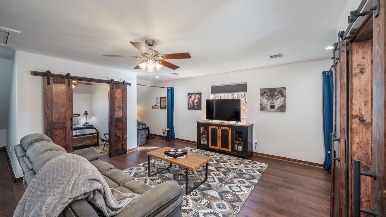 Photo of Livingroom in Bixby
