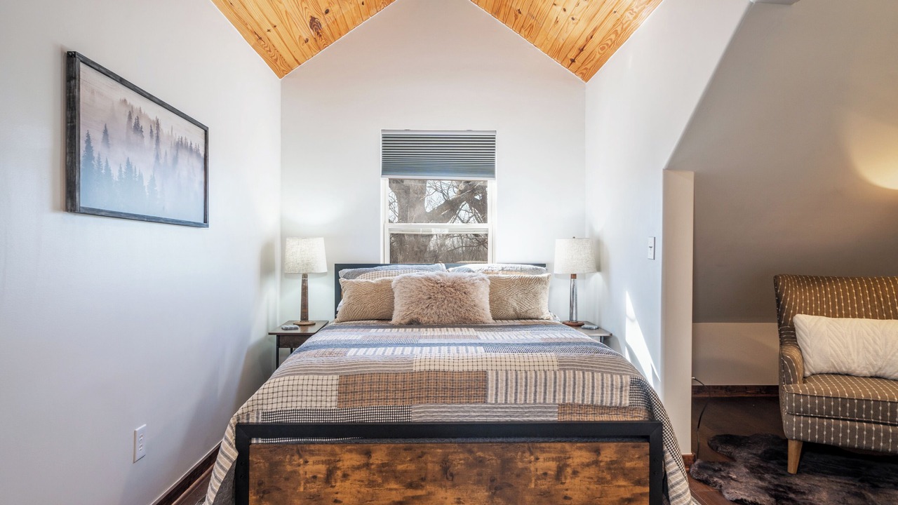 Photo of Bedroom in Bixby