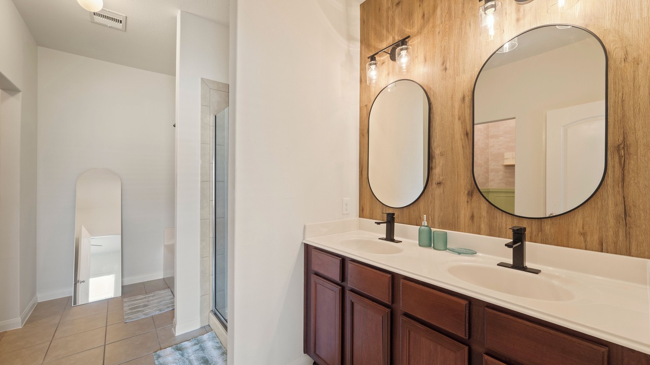 Photo of Bathroom in Humble