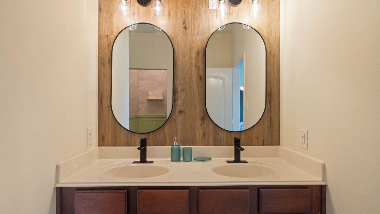 Photo of Bathroom in Humble