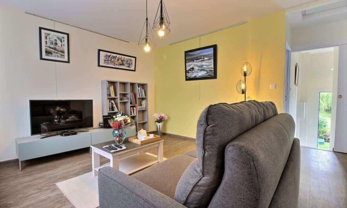 Photo of Livingroom in Locmaria-Plouzane