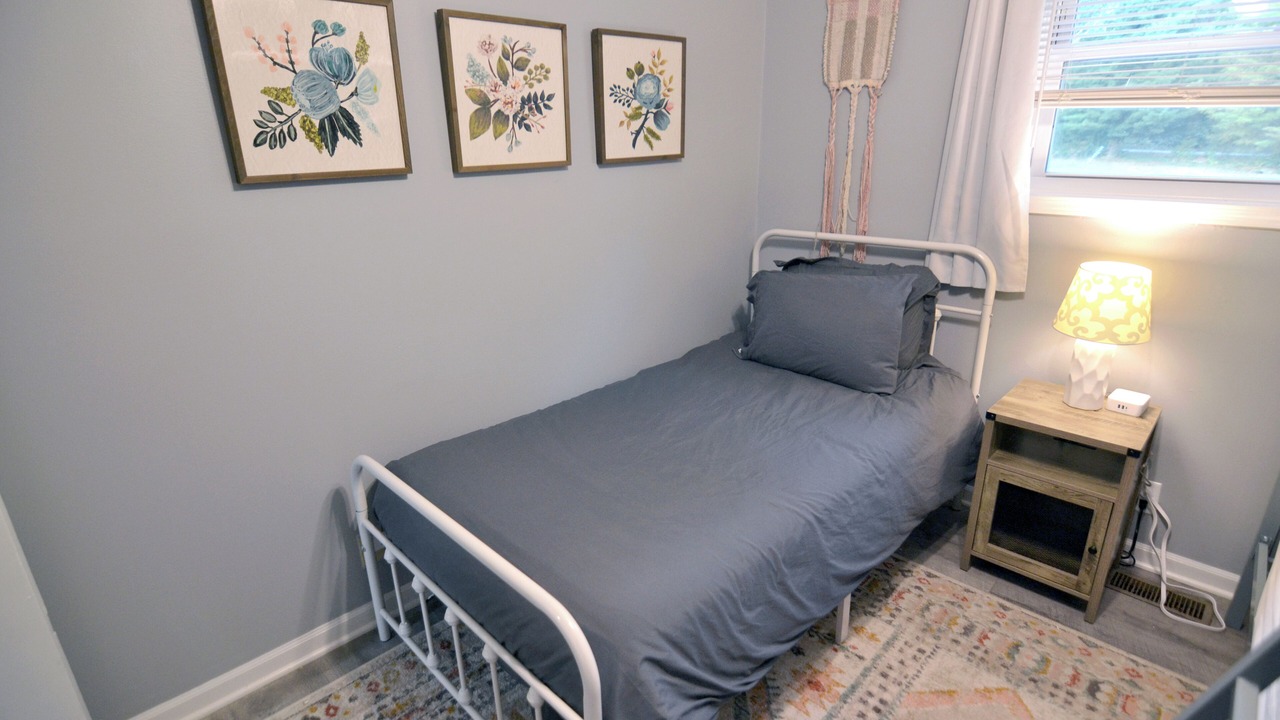 Photo of Bedroom in Stanford