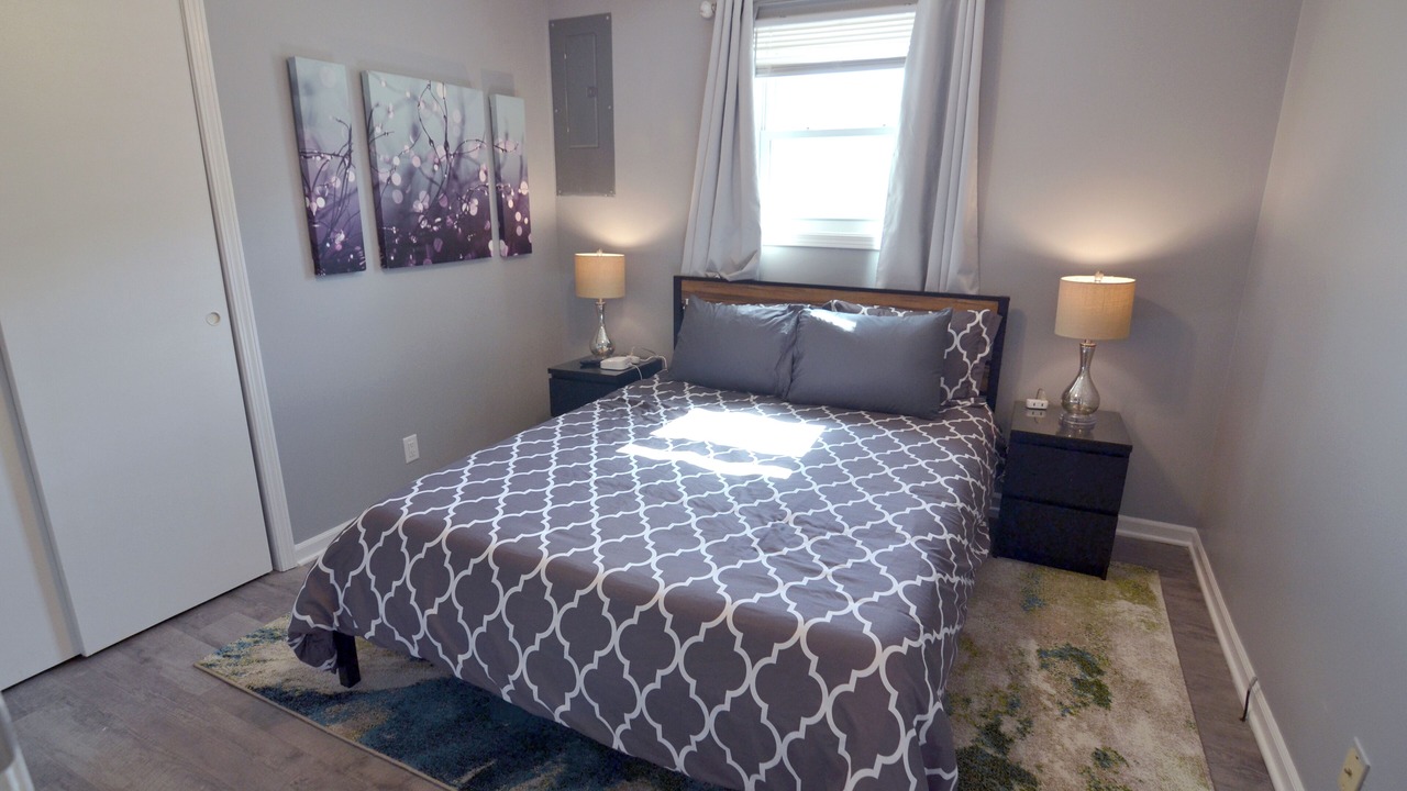 Photo of Bedroom in Stanford