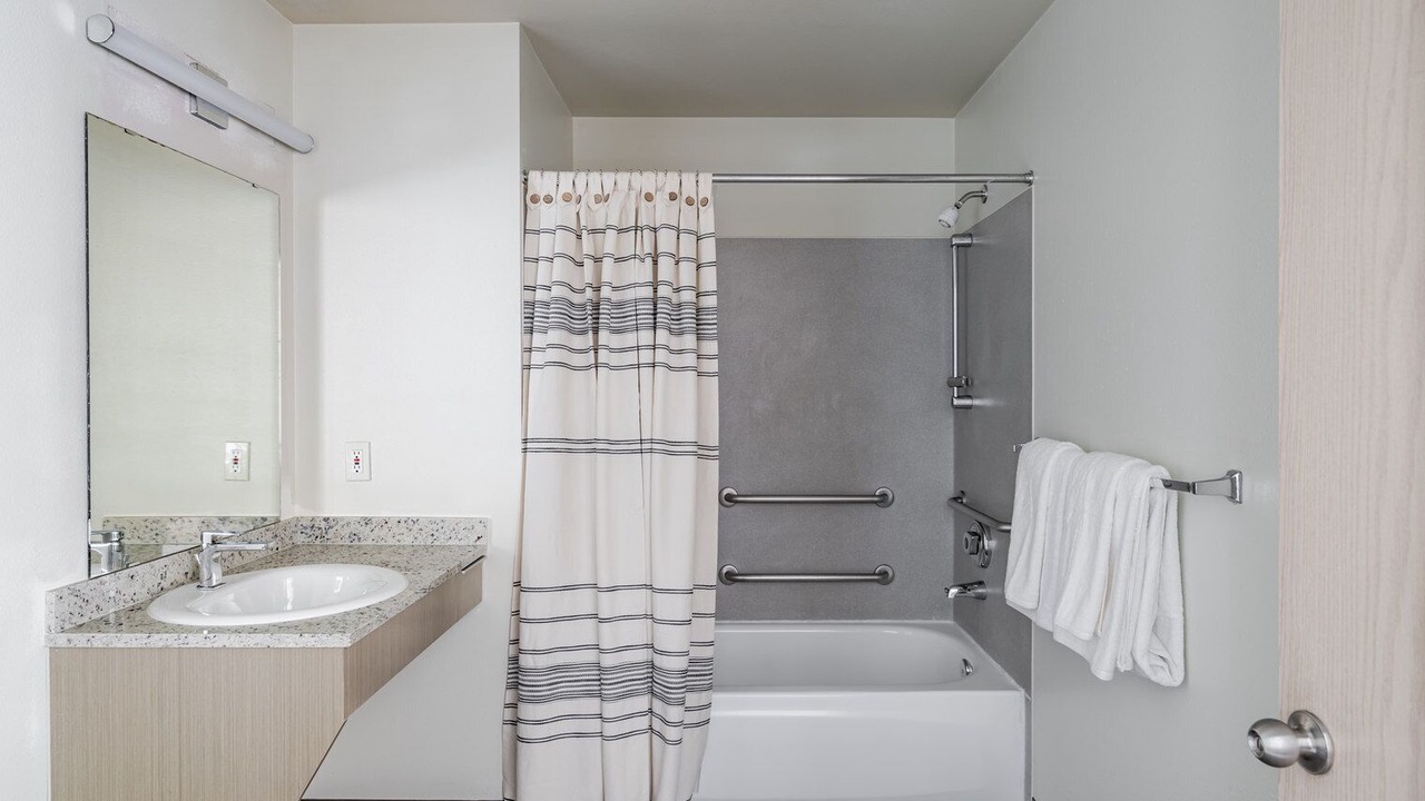 Photo of Bathroom in University District