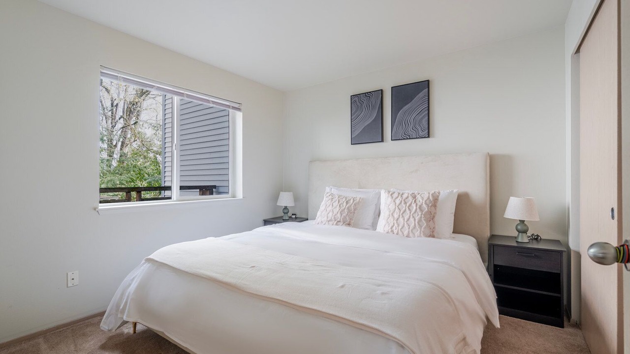 Photo of Bedroom in University District