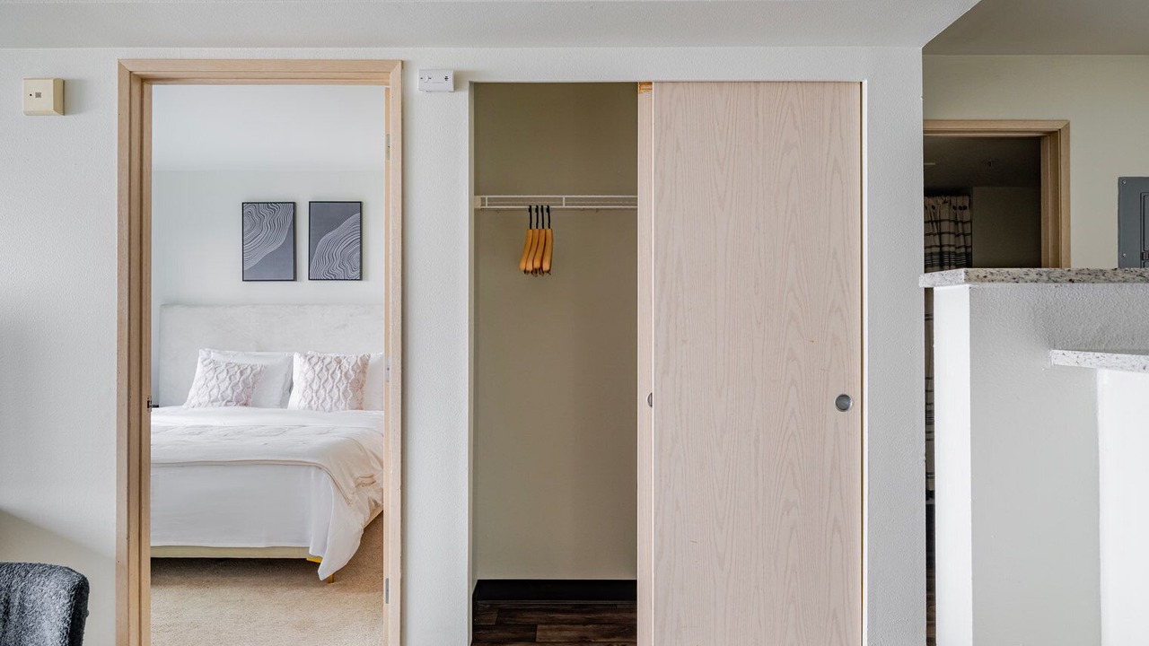 Photo of Bedroom in University District