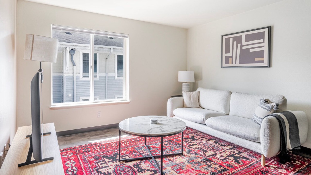 Photo of Livingroom in University District