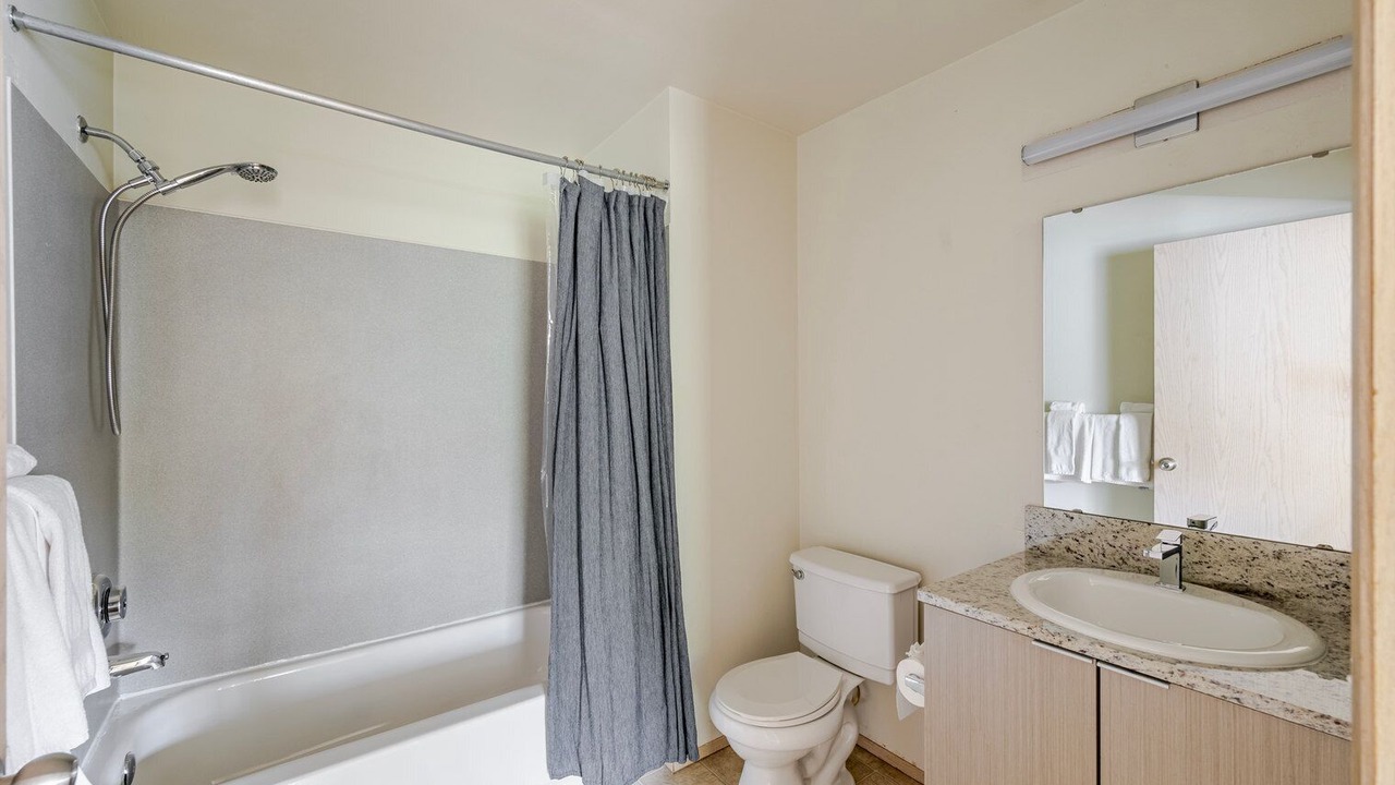 Photo of Bathroom in University District