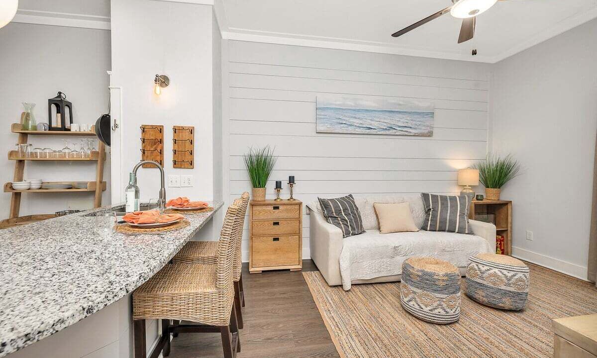 Photo of Livingroom in King City