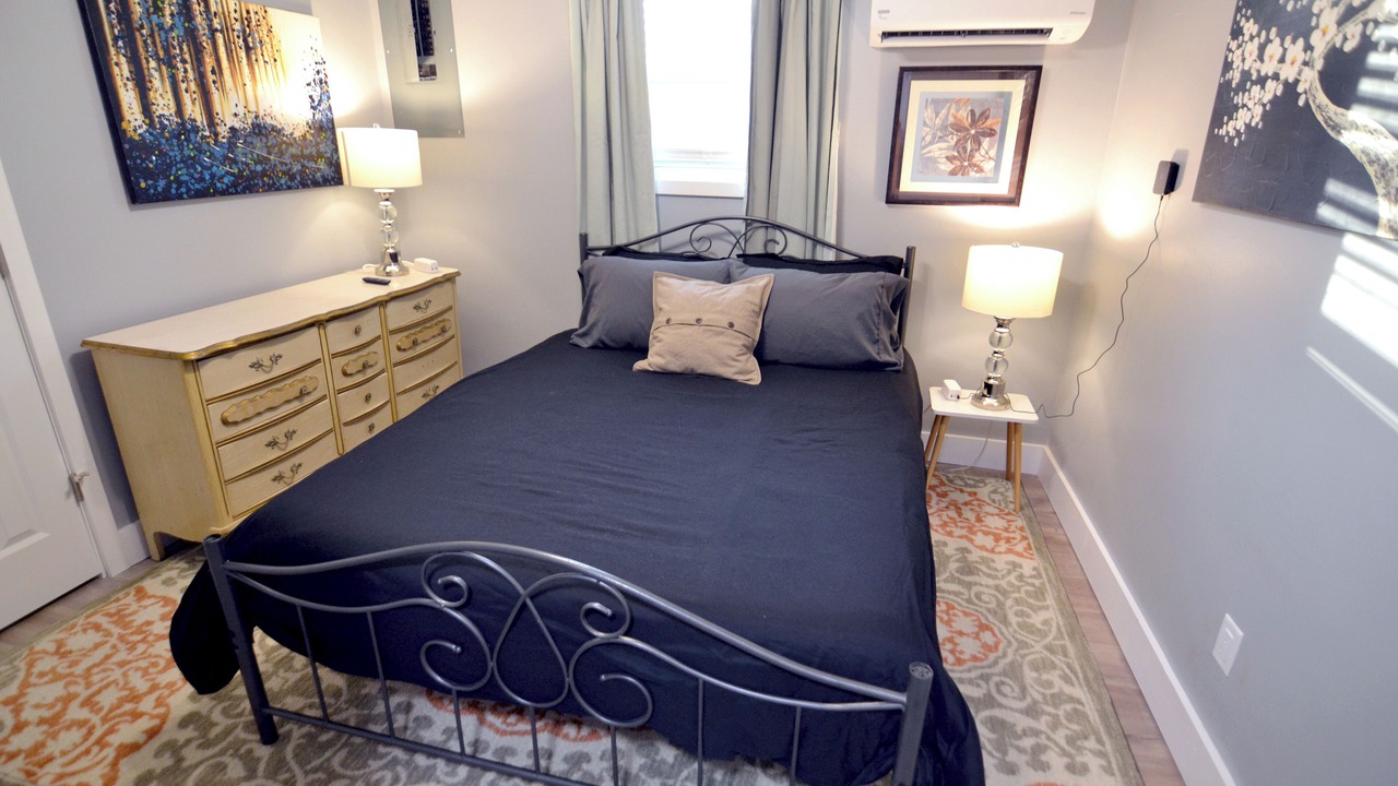 Photo of Bedroom in Stanford