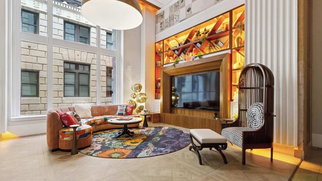 Photo of Livingroom in Downtown Cincinnati