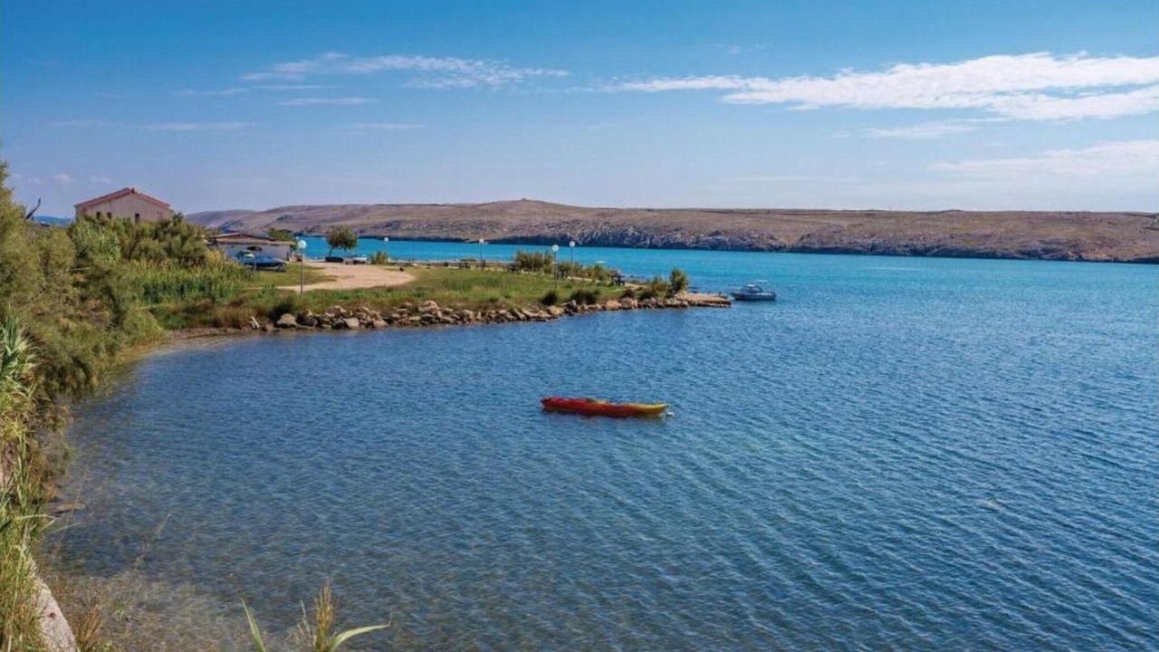 Photo of Others in Dinjiska