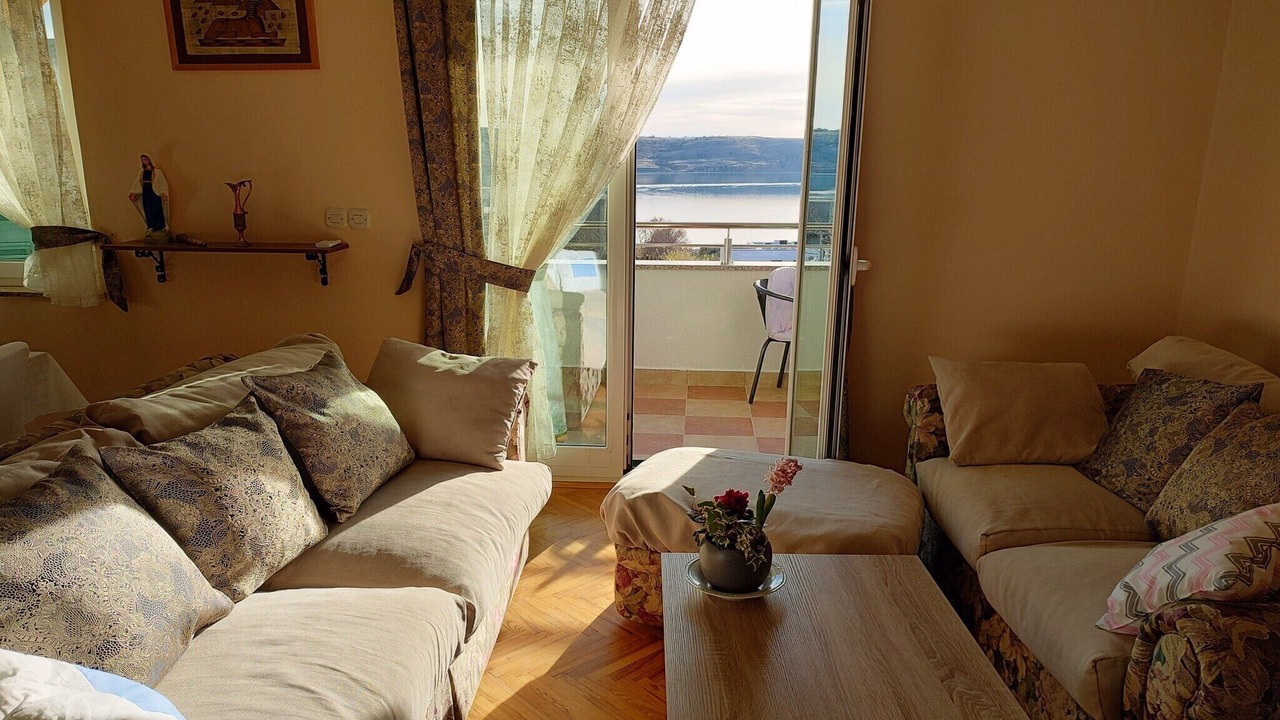 Photo of Livingroom in Rtina