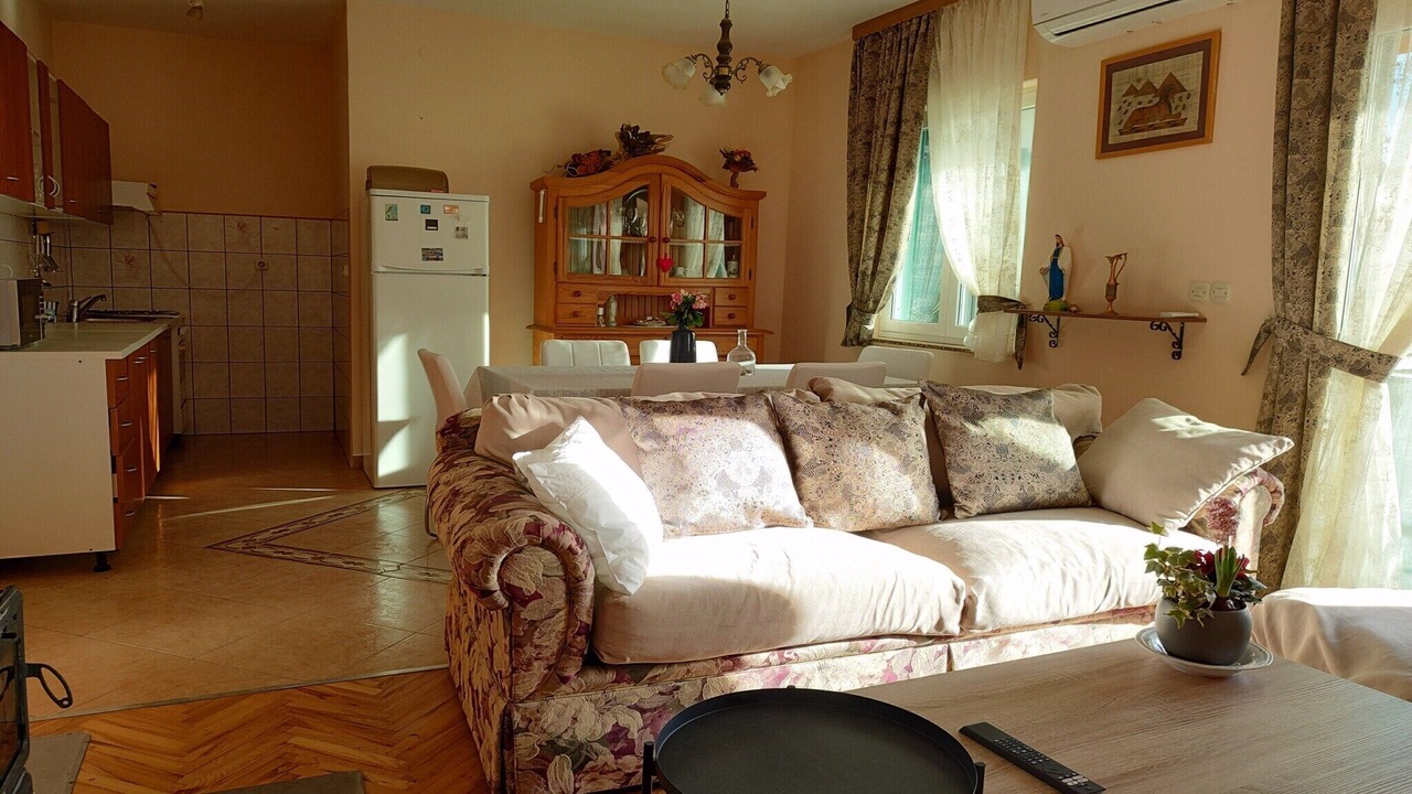 Photo of Livingroom in Rtina