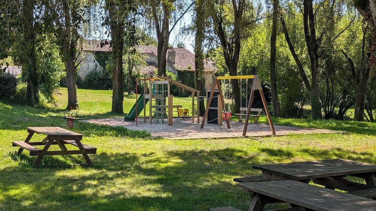 Photo of Others in Theil-Rabier