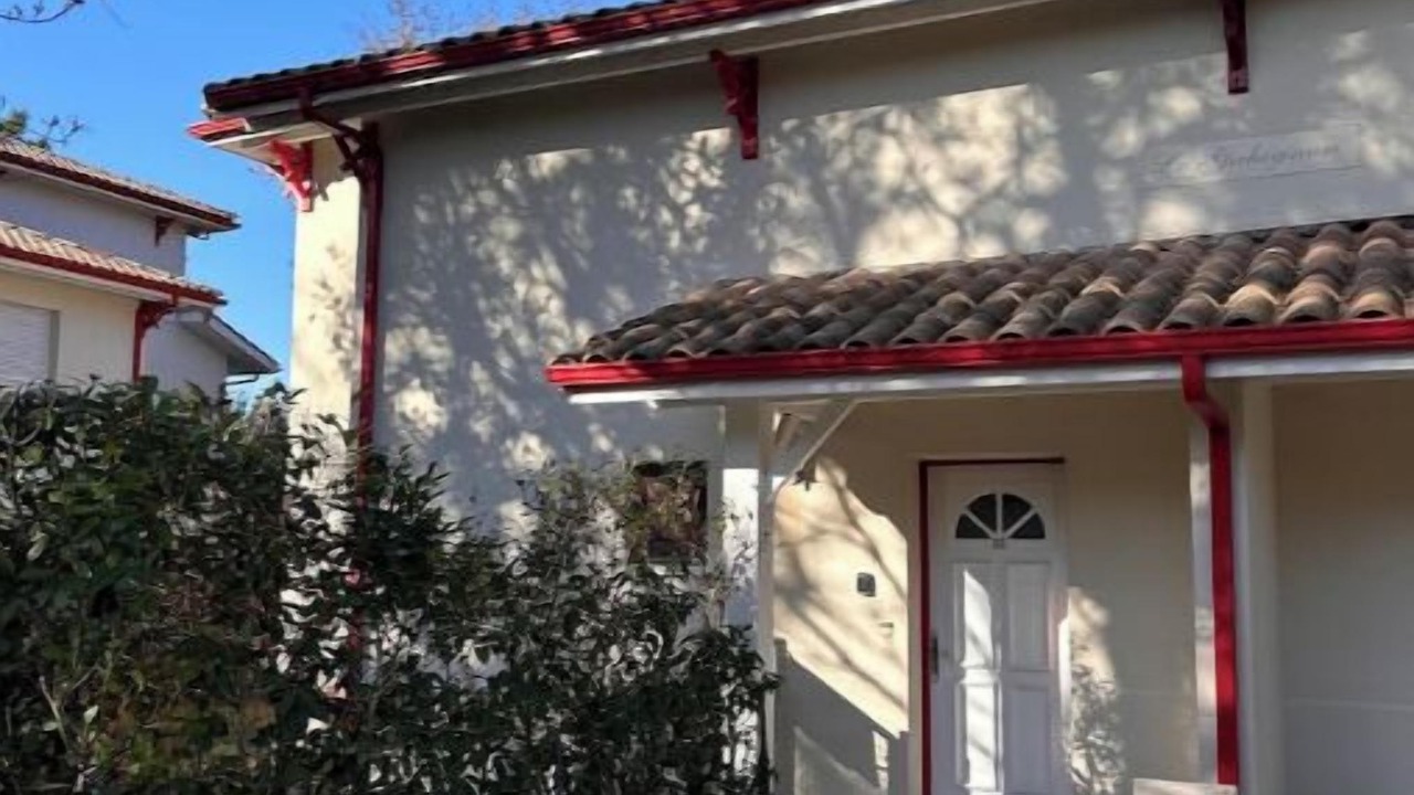 Photo of Outdoor in Lanton