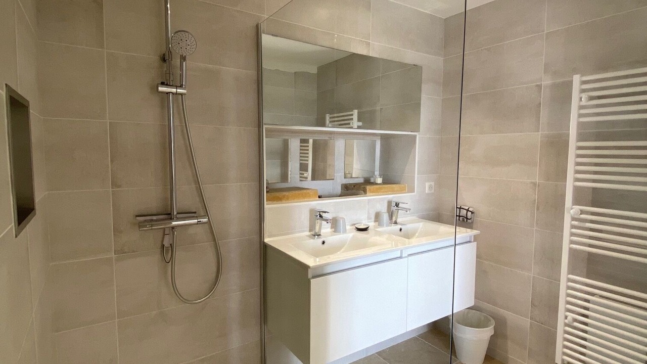 Photo of Bathroom in Sepx