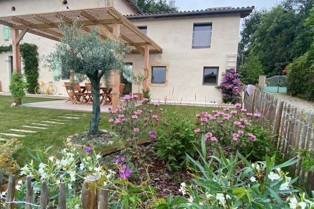 Photo of Outdoor in Sepx