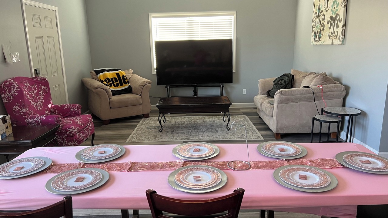 Photo of Livingroom in Brickeys