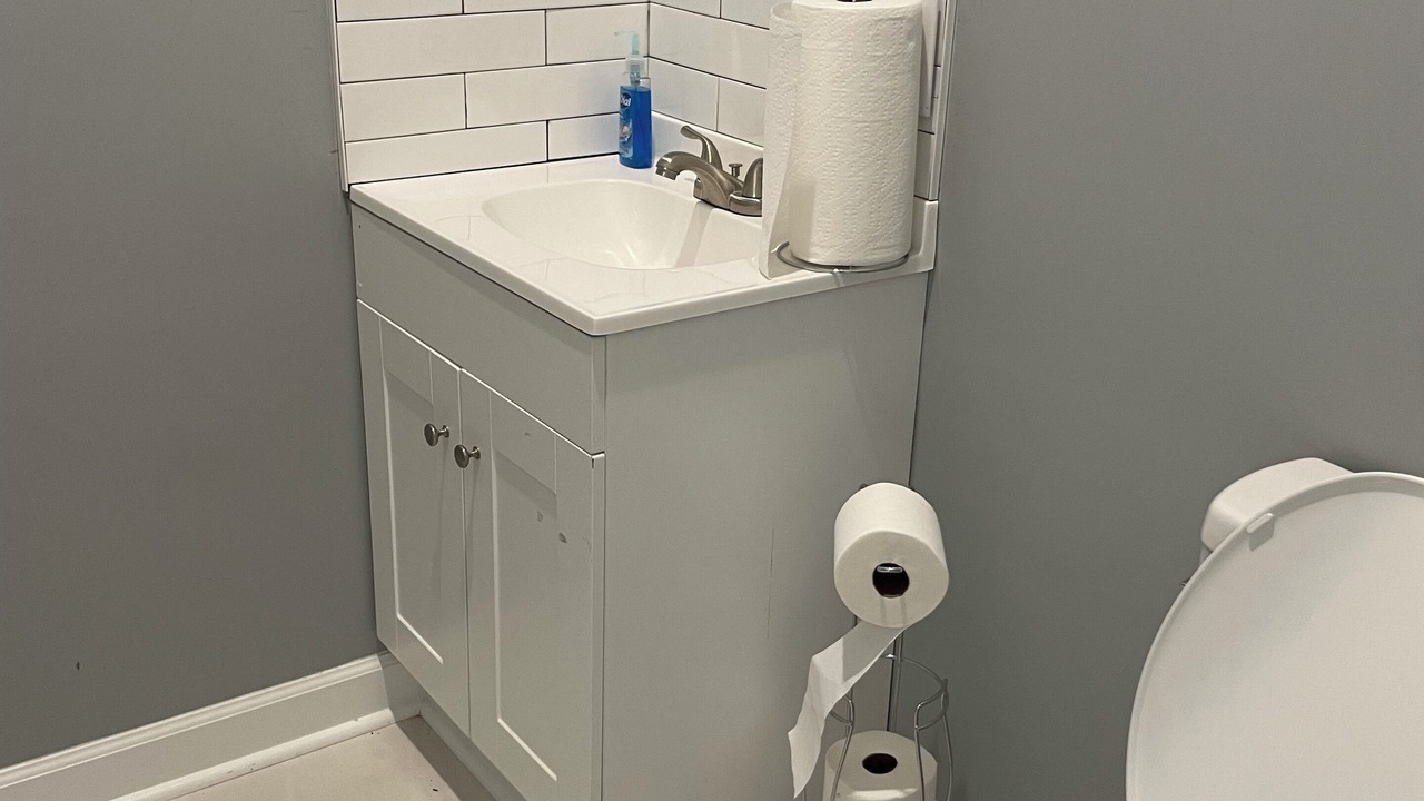 Photo of Bathroom in Brickeys