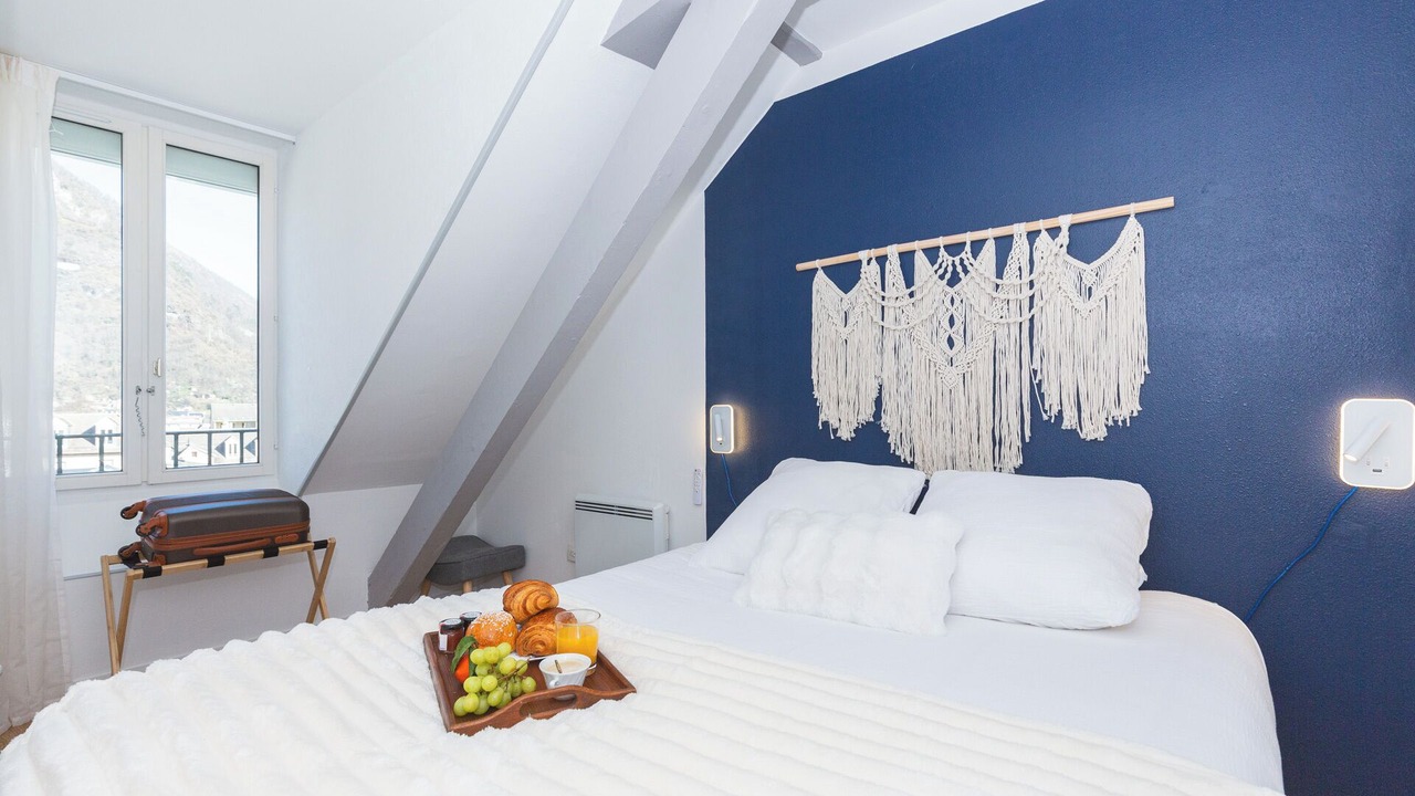 Photo of Bedroom in Bagneres-de-Luchon