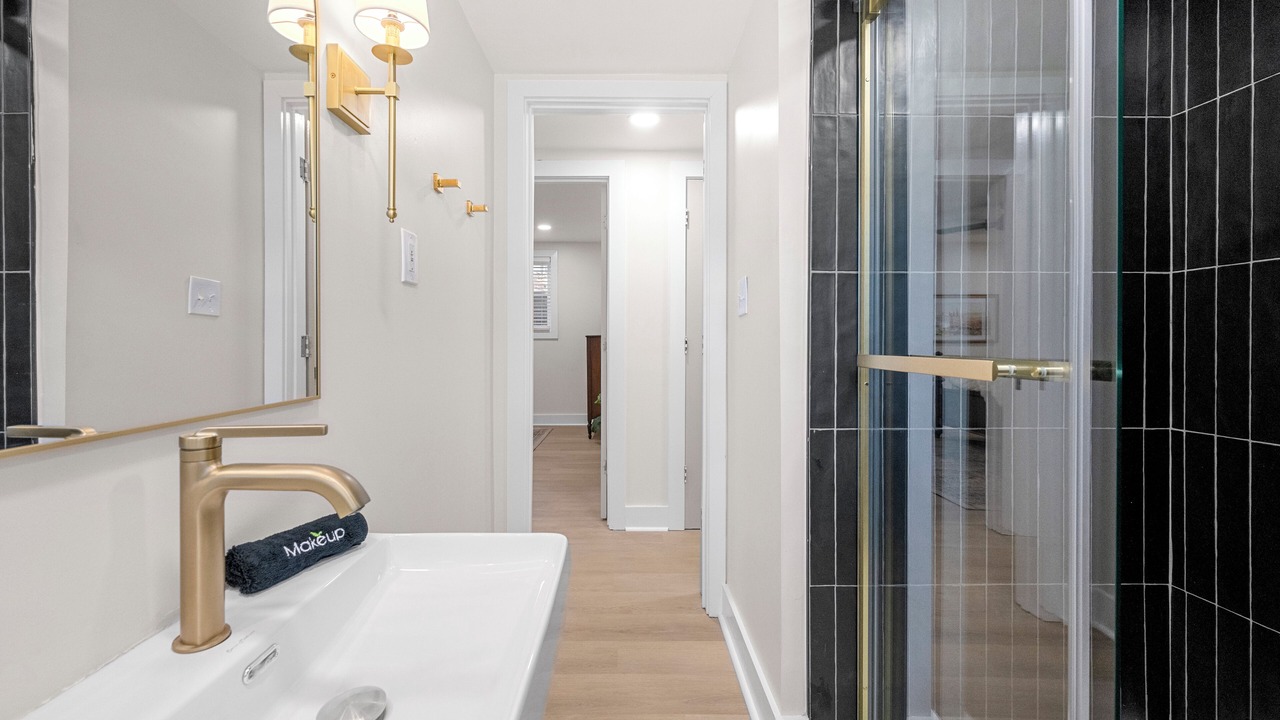 Photo of Bathroom in Roswell