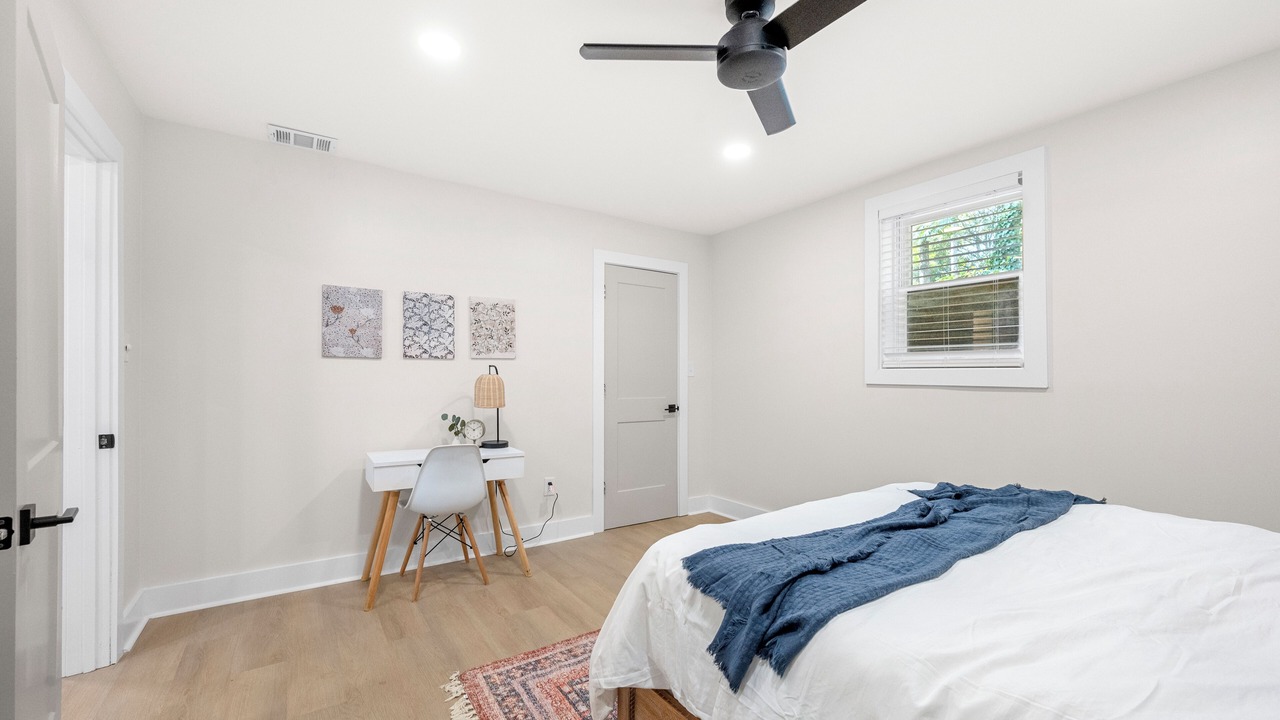 Photo of Bedroom in Roswell