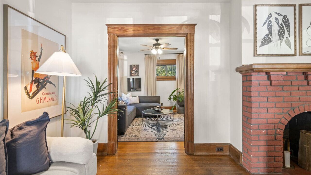 Photo of Livingroom in Clifton Heights