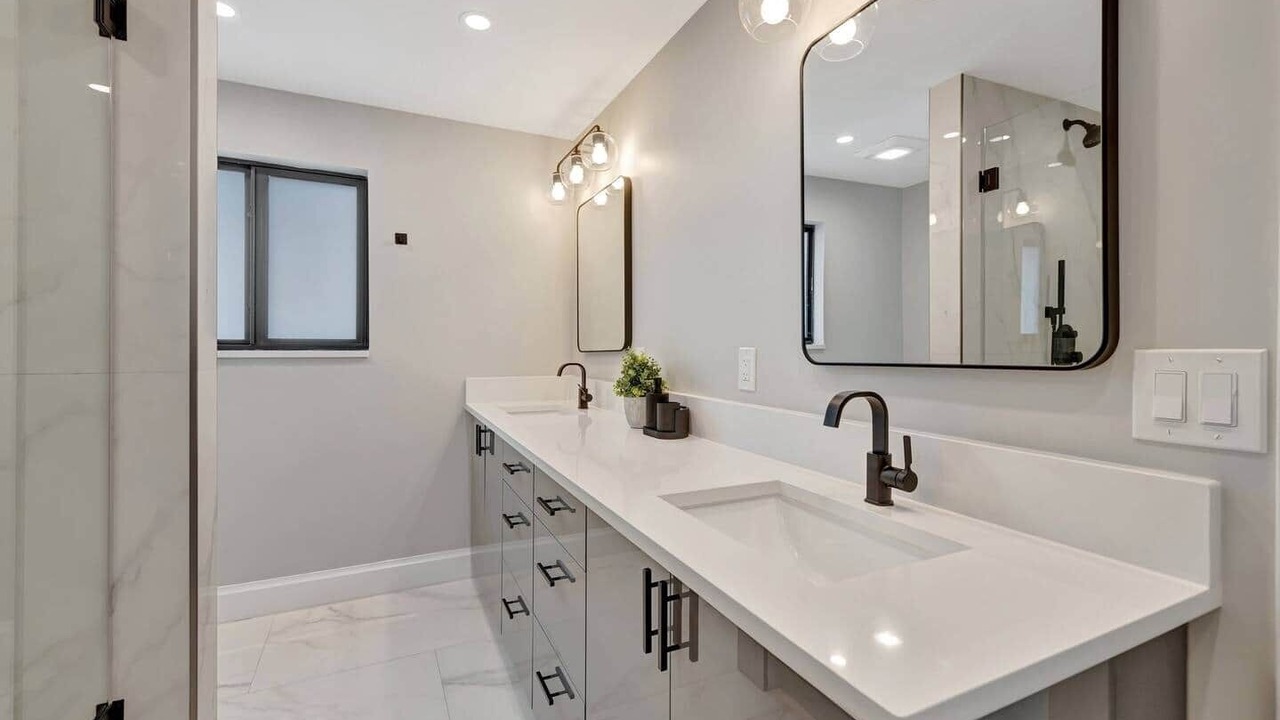 Photo of Bathroom in Wilton Manors