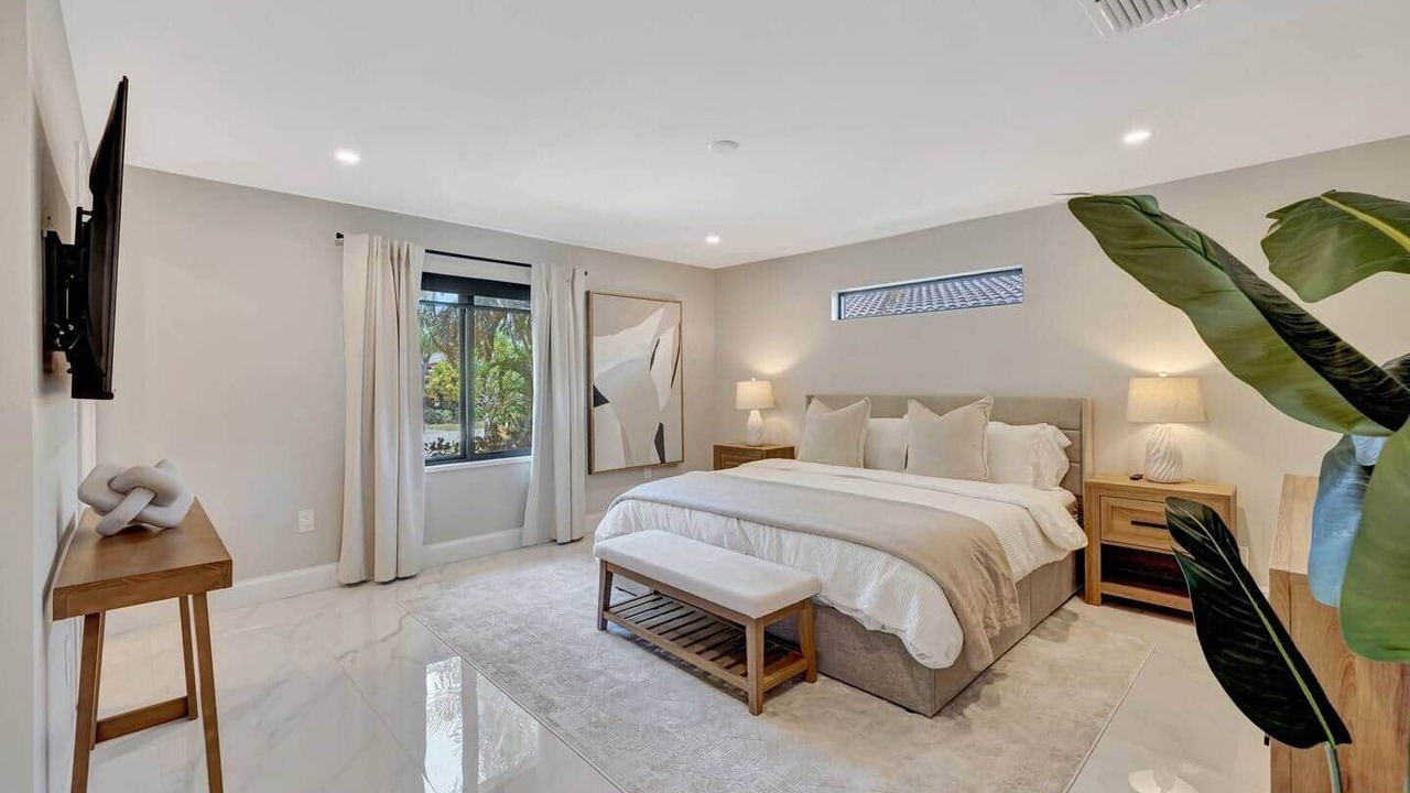 Photo of Bedroom in Wilton Manors