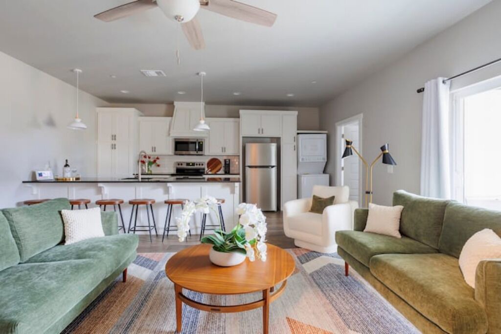 Photo of Livingroom in Corridor South