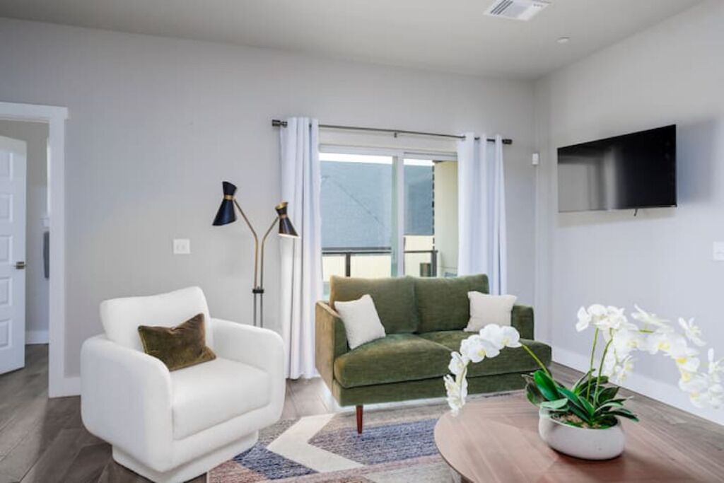 Photo of Livingroom in Corridor South