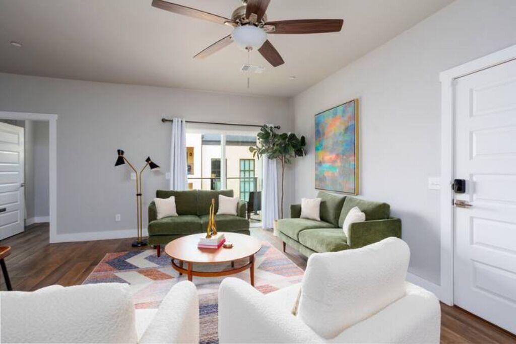 Photo of Livingroom in Asian District