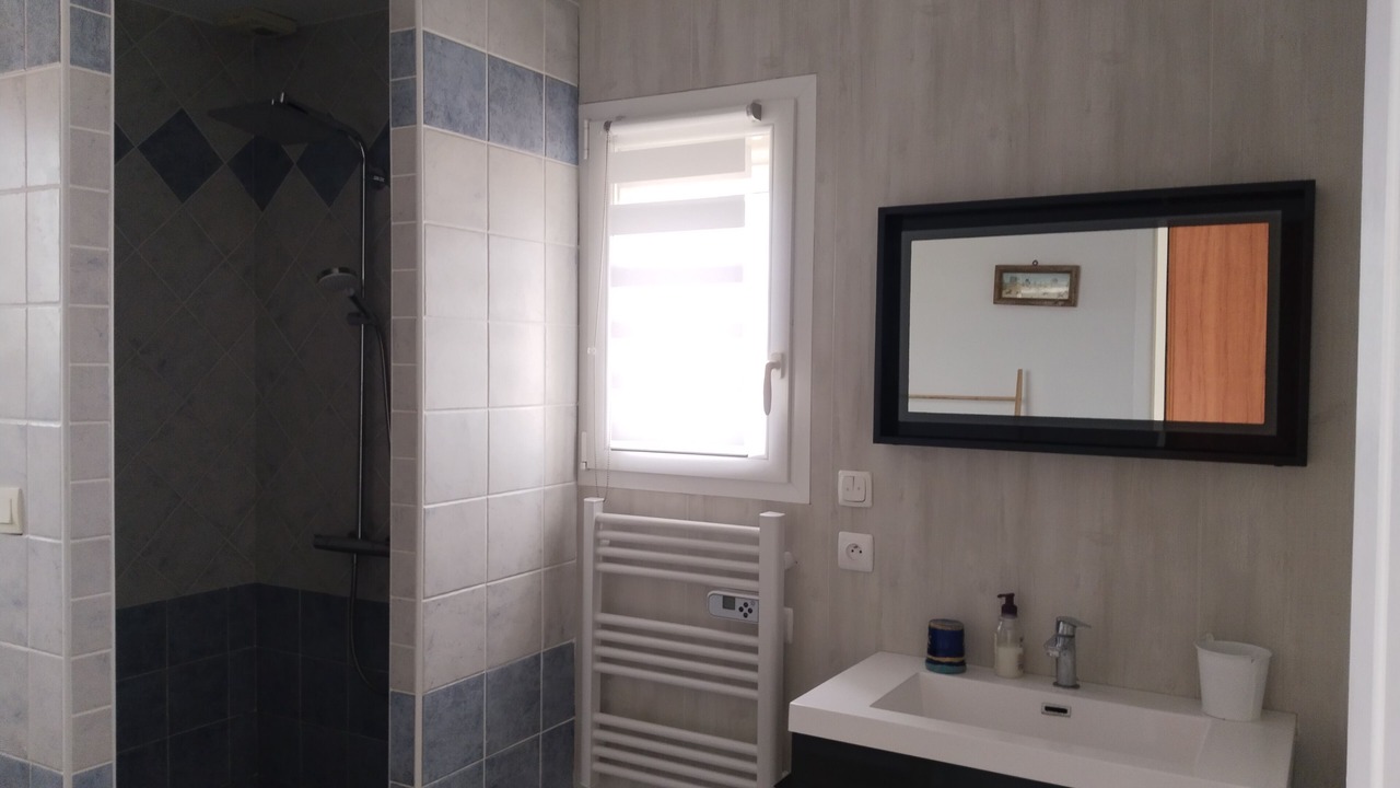 Photo of Bathroom in Talmont-Saint-Hilaire