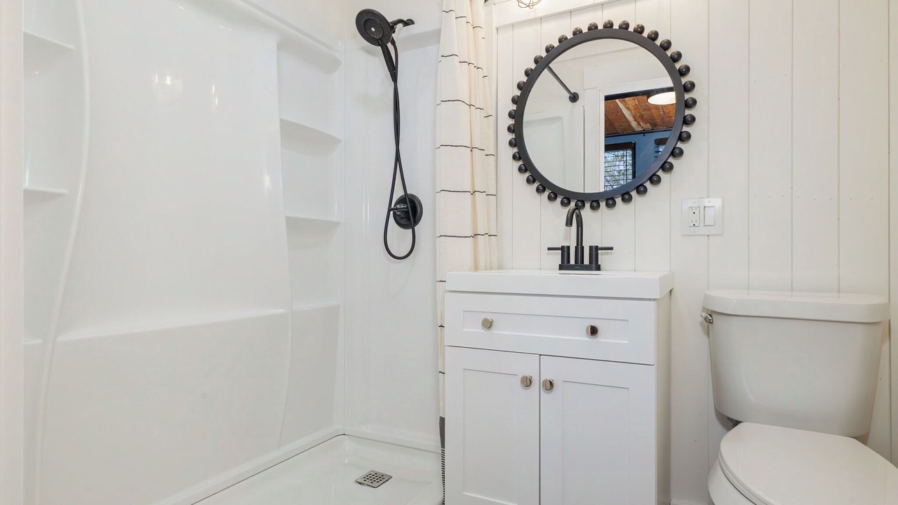 Photo of Bathroom in Brownwood