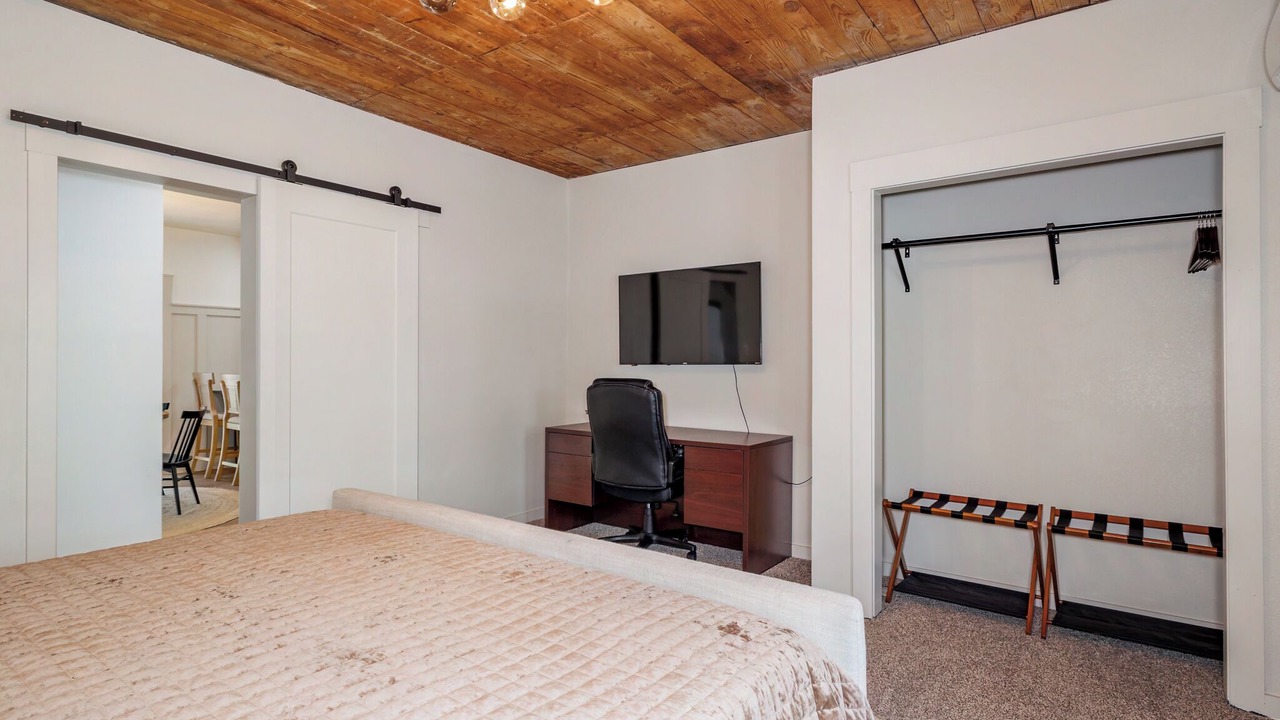 Photo of Bedroom in Brownwood