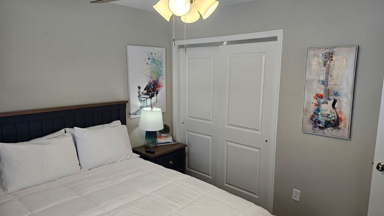 Photo of Bedroom in Trenton