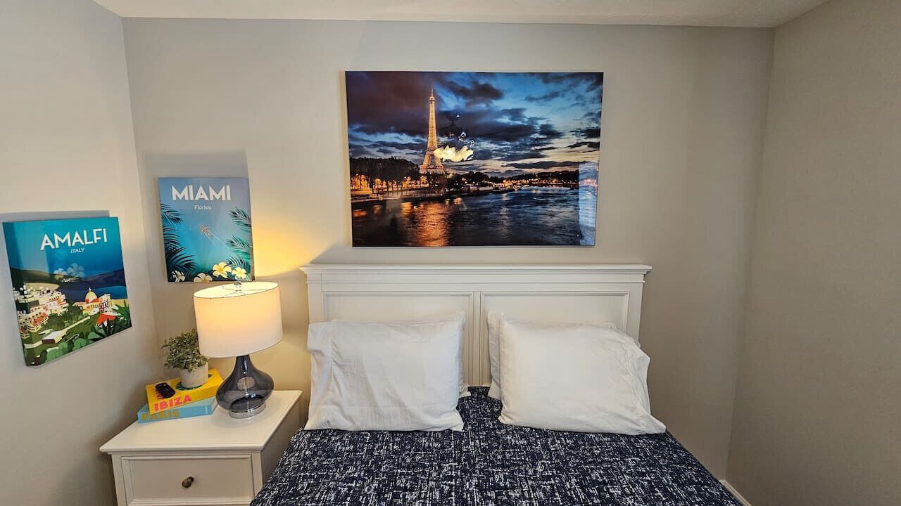 Photo of Bedroom in Trenton