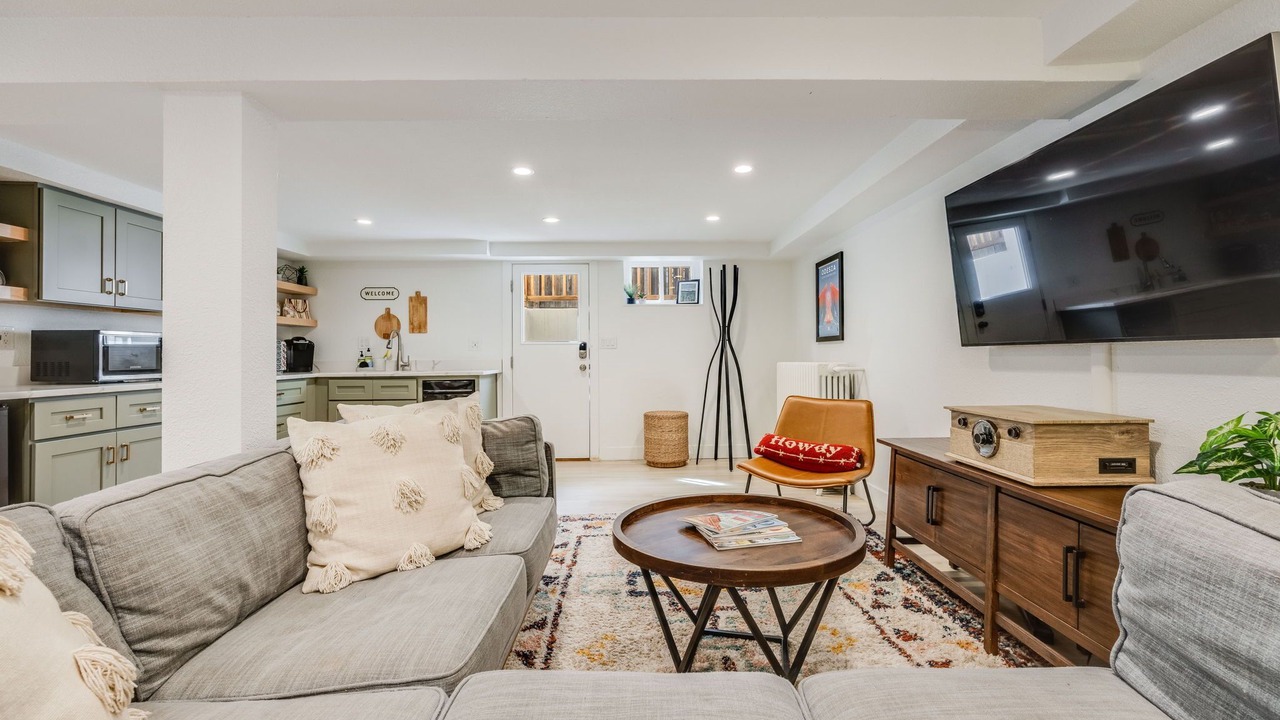 Photo of Livingroom in Denver