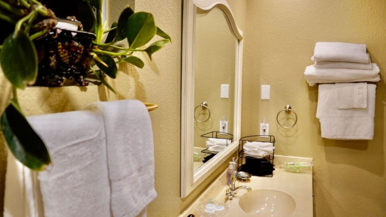 Photo of Bathroom in Leisure Land