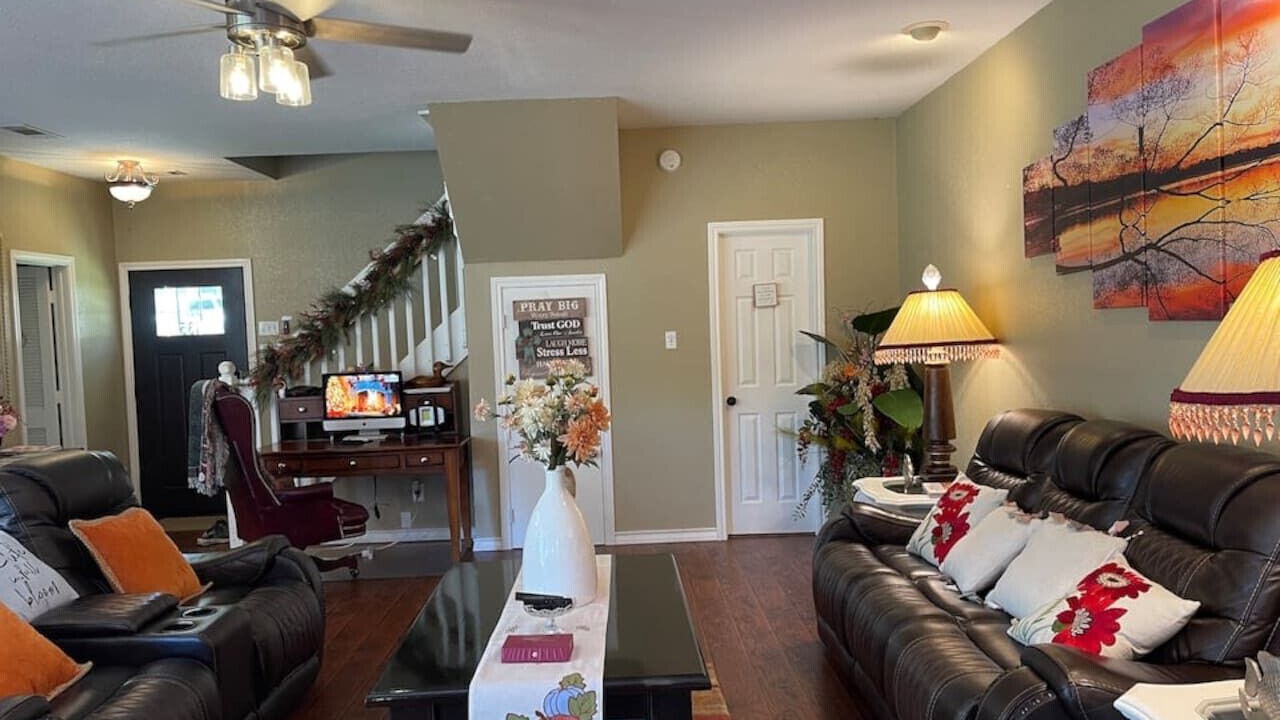 Photo of Livingroom in Leisure Land