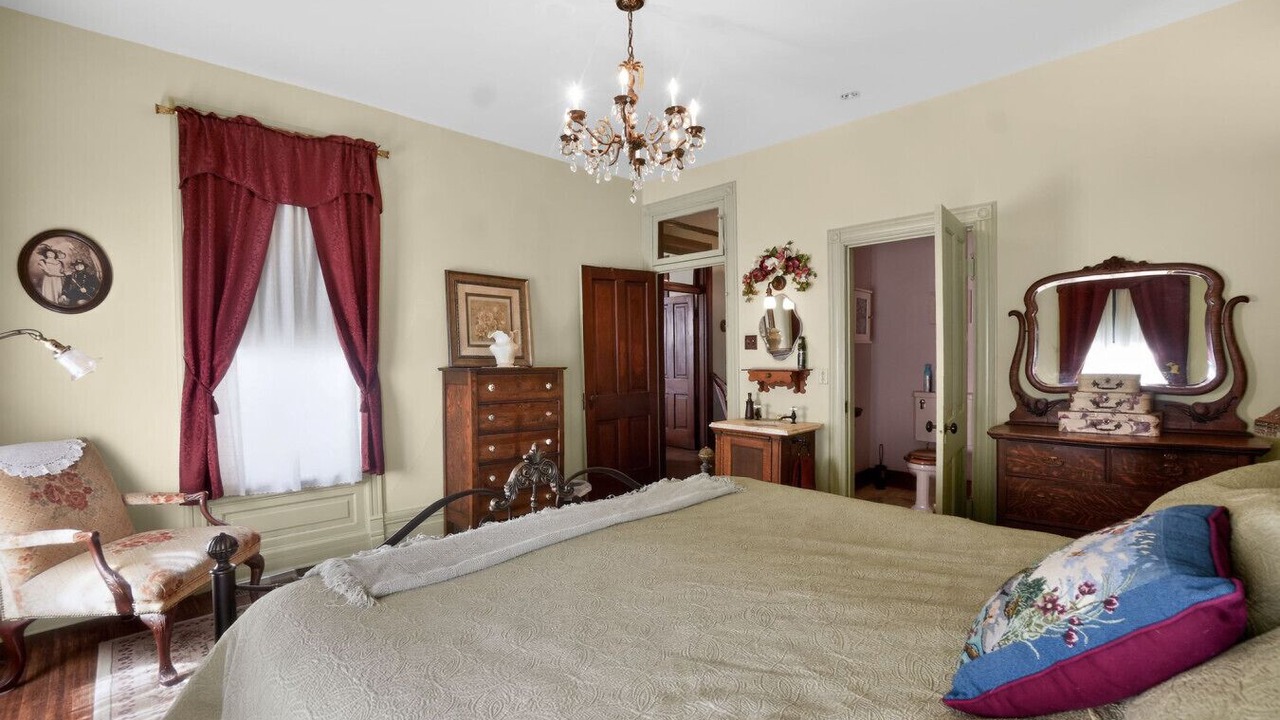 Photo of Bedroom in Council Bluffs